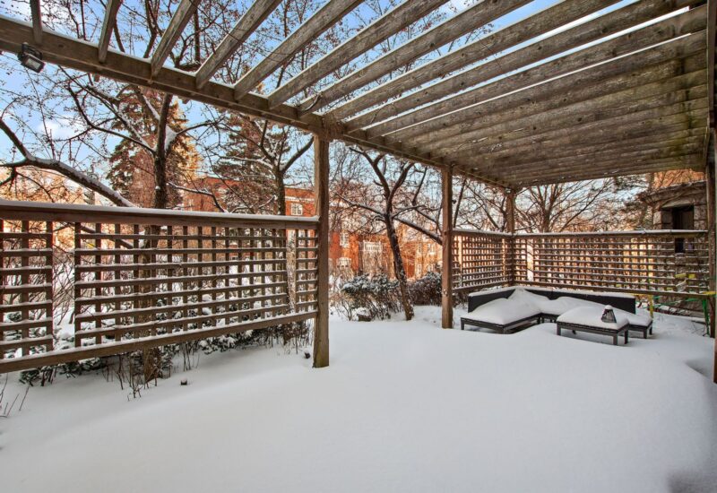 680 Av. Victoria  Westmount (Montréal)