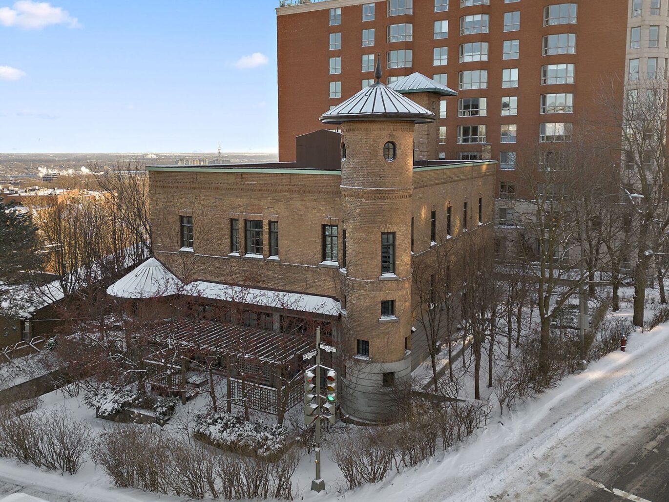 680 Av. Victoria  Westmount (Montréal)