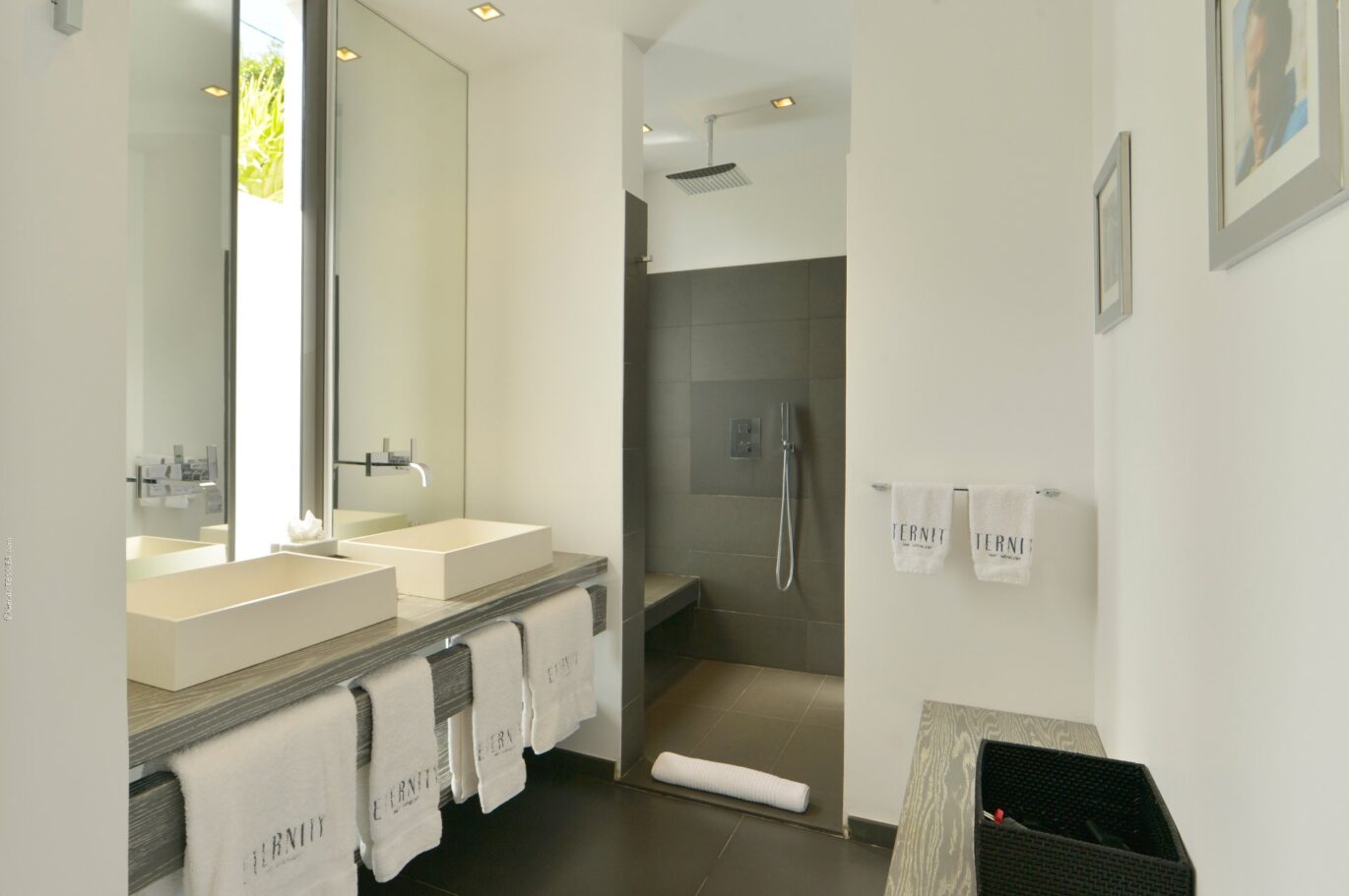 11 Rue des Flamands  Autres pays / Other countries (Autres pays)