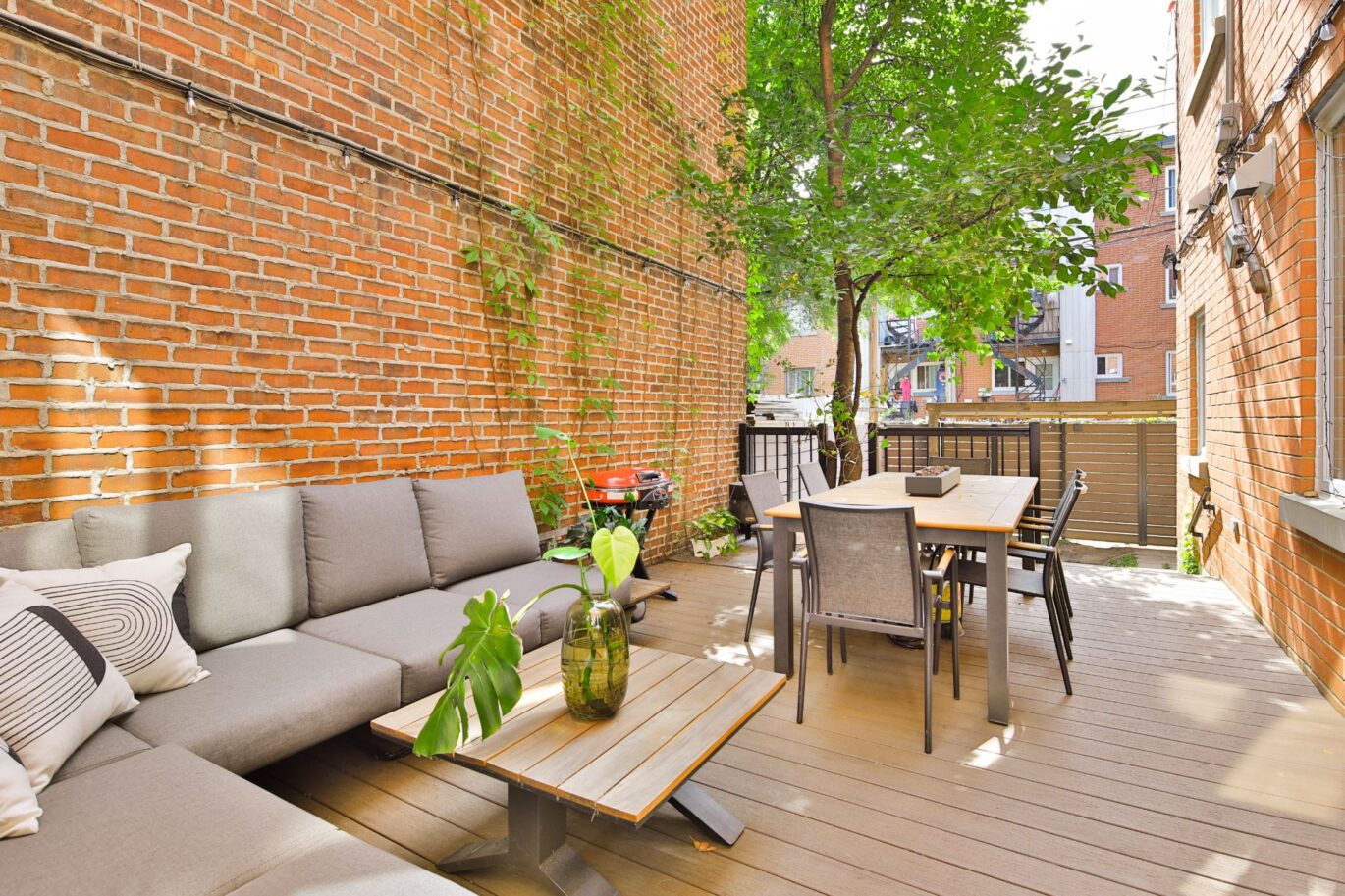 7580 Av. Querbes  Montréal (Villeray/Saint-Michel/Parc-Extension) (Montréal)