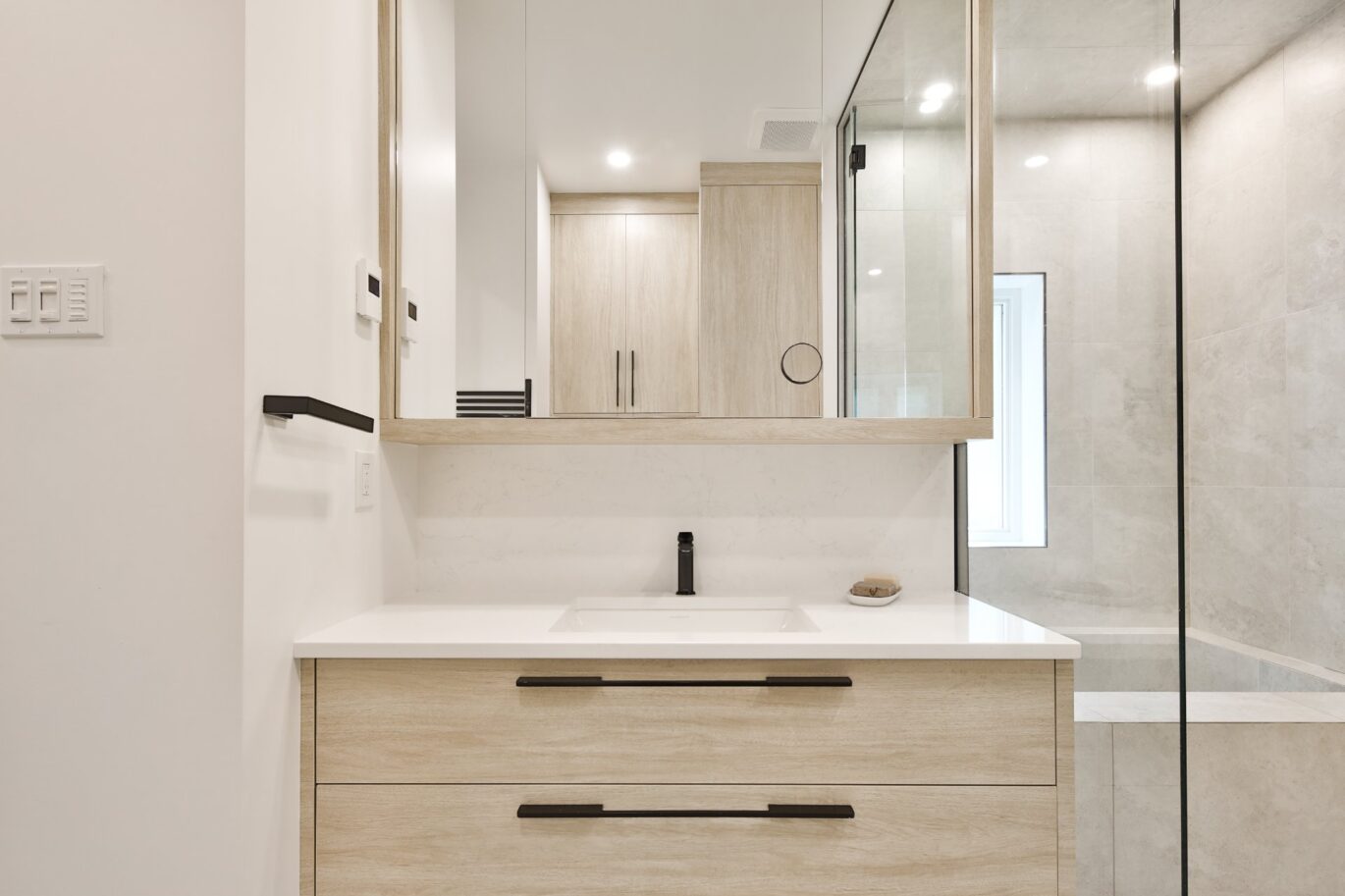 7580 Av. Querbes  Montréal (Villeray/Saint-Michel/Parc-Extension) (Montréal)