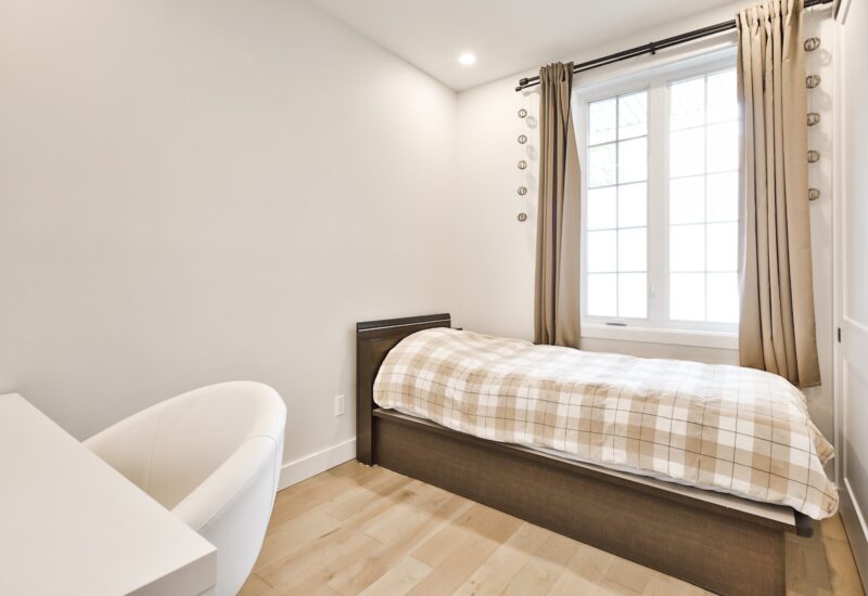 7580 Av. Querbes  Montréal (Villeray/Saint-Michel/Parc-Extension) (Montréal)