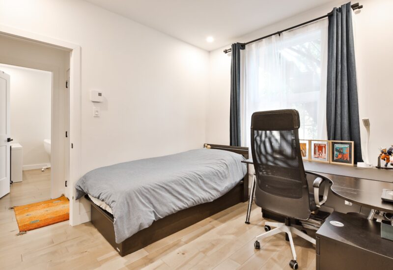 7580 Av. Querbes  Montréal (Villeray/Saint-Michel/Parc-Extension) (Montréal)