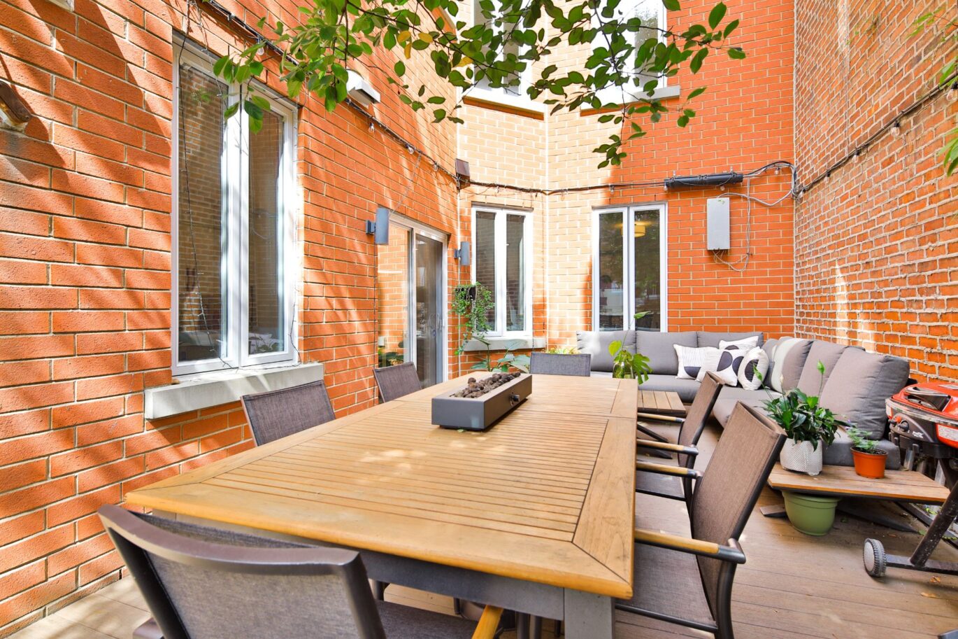 7580 Av. Querbes  Montréal (Villeray/Saint-Michel/Parc-Extension) (Montréal)