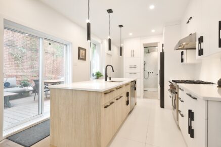 7580 Av. Querbes  Montréal (Villeray/Saint-Michel/Parc-Extension) (Montréal)