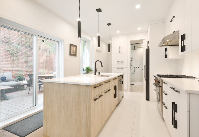 7580 Av. Querbes  Montréal (Villeray/Saint-Michel/Parc-Extension) (Montréal)