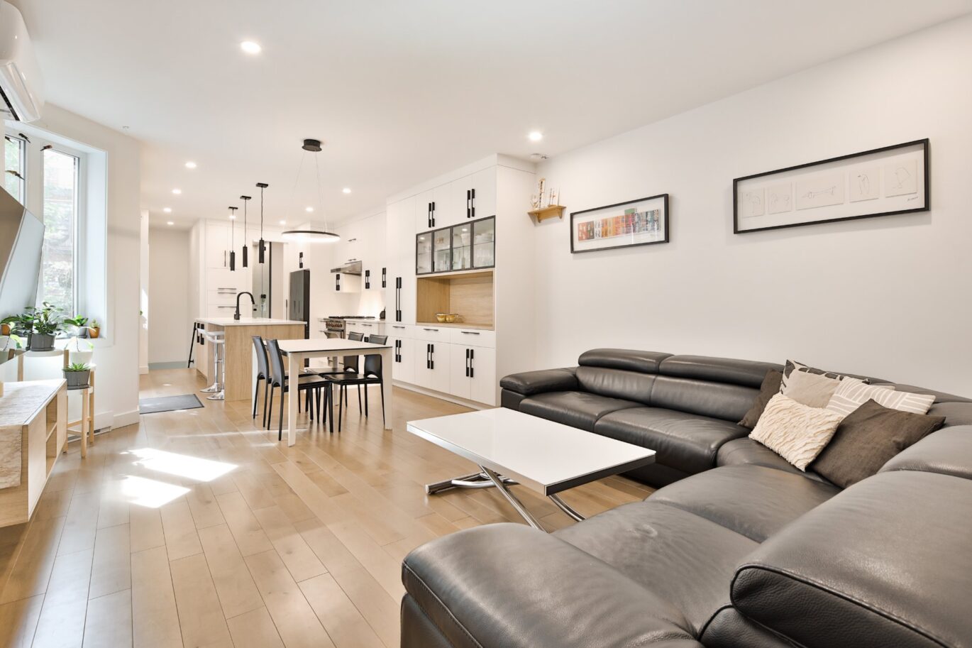 7580 Av. Querbes  Montréal (Villeray/Saint-Michel/Parc-Extension) (Montréal)