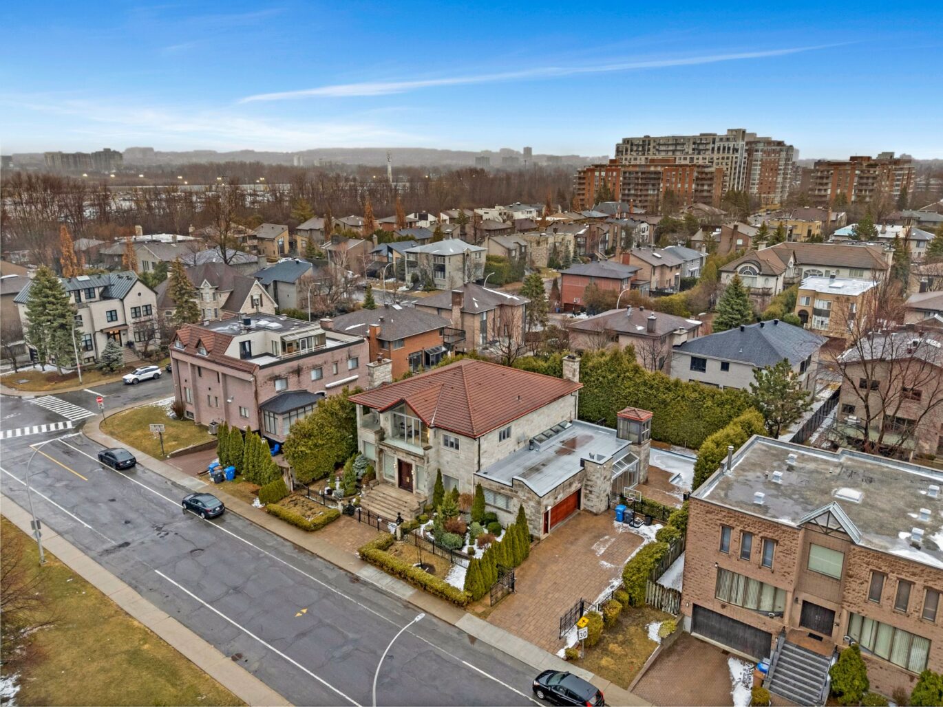 6552 Ch. Collins  Côte-Saint-Luc (Montréal)