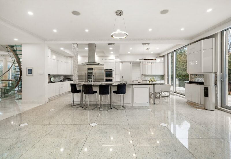 6552 Ch. Collins  Côte-Saint-Luc (Montréal)