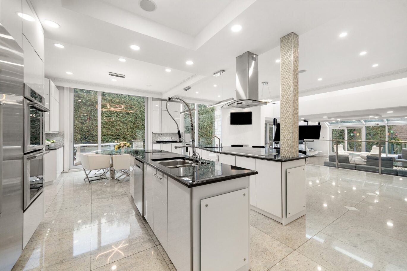 6552 Ch. Collins  Côte-Saint-Luc (Montréal)