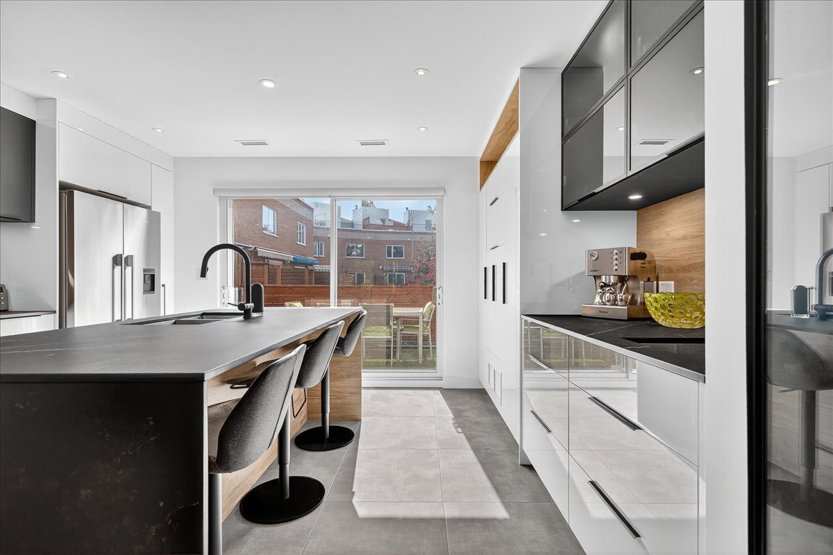 2306 Rue Ste-Cunégonde  Montréal (Le Sud-Ouest) (Montréal)