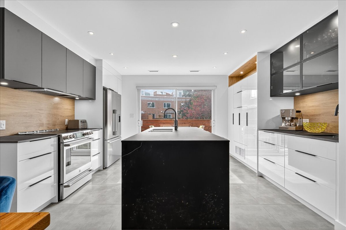 2306 Rue Ste-Cunégonde  Montréal (Le Sud-Ouest) (Montréal)