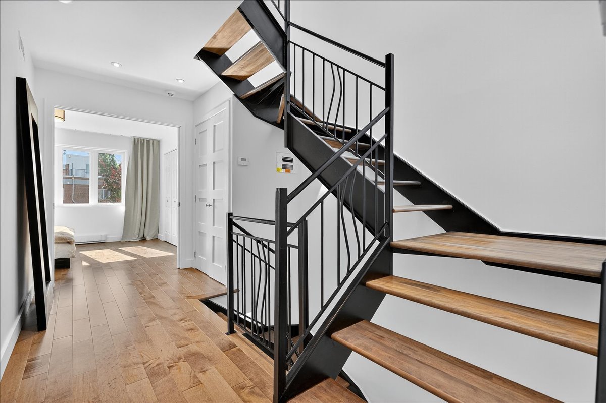 2306 Rue Ste-Cunégonde  Montréal (Le Sud-Ouest) (Montréal)