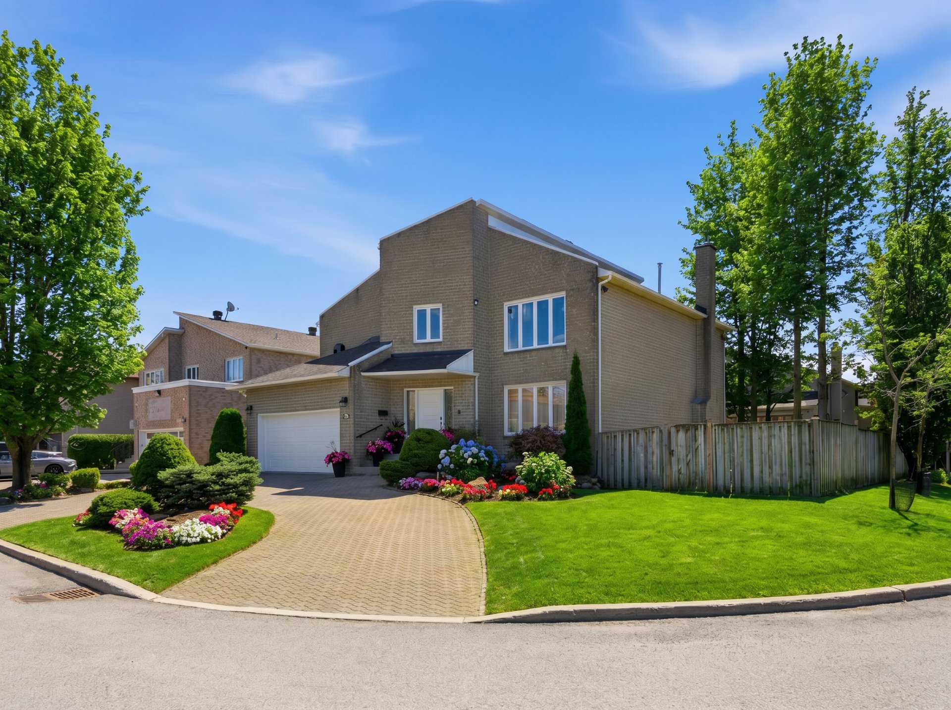 For Sale House | Dollard-Des-Ormeaux - picture 1