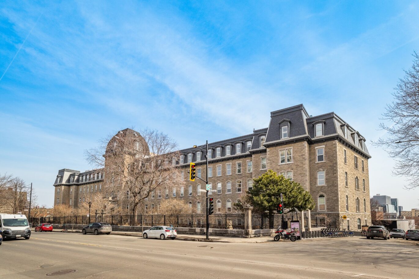 230 Rue Sherbrooke E. #408  Montréal (Ville-Marie) (Montréal)