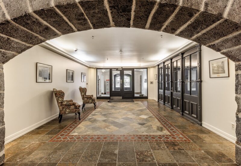 230 Rue Sherbrooke E. #408  Montréal (Ville-Marie) (Montréal)