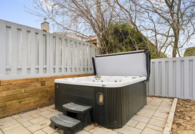 2645 Rue des Pintades  Laval (Sainte-Rose) (Laval)