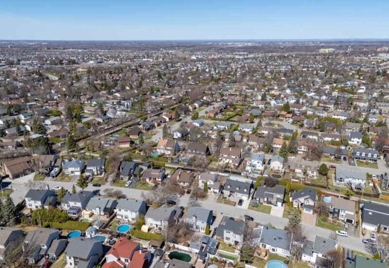 2645 Rue des Pintades  Laval (Sainte-Rose) (Laval)