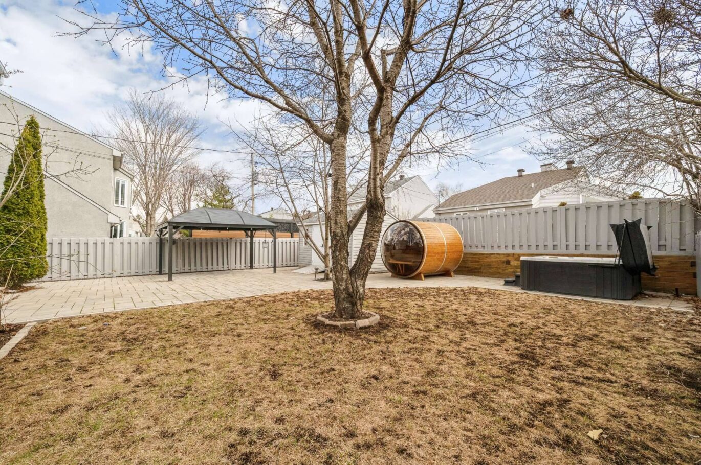 2645 Rue des Pintades  Laval (Sainte-Rose) (Laval)