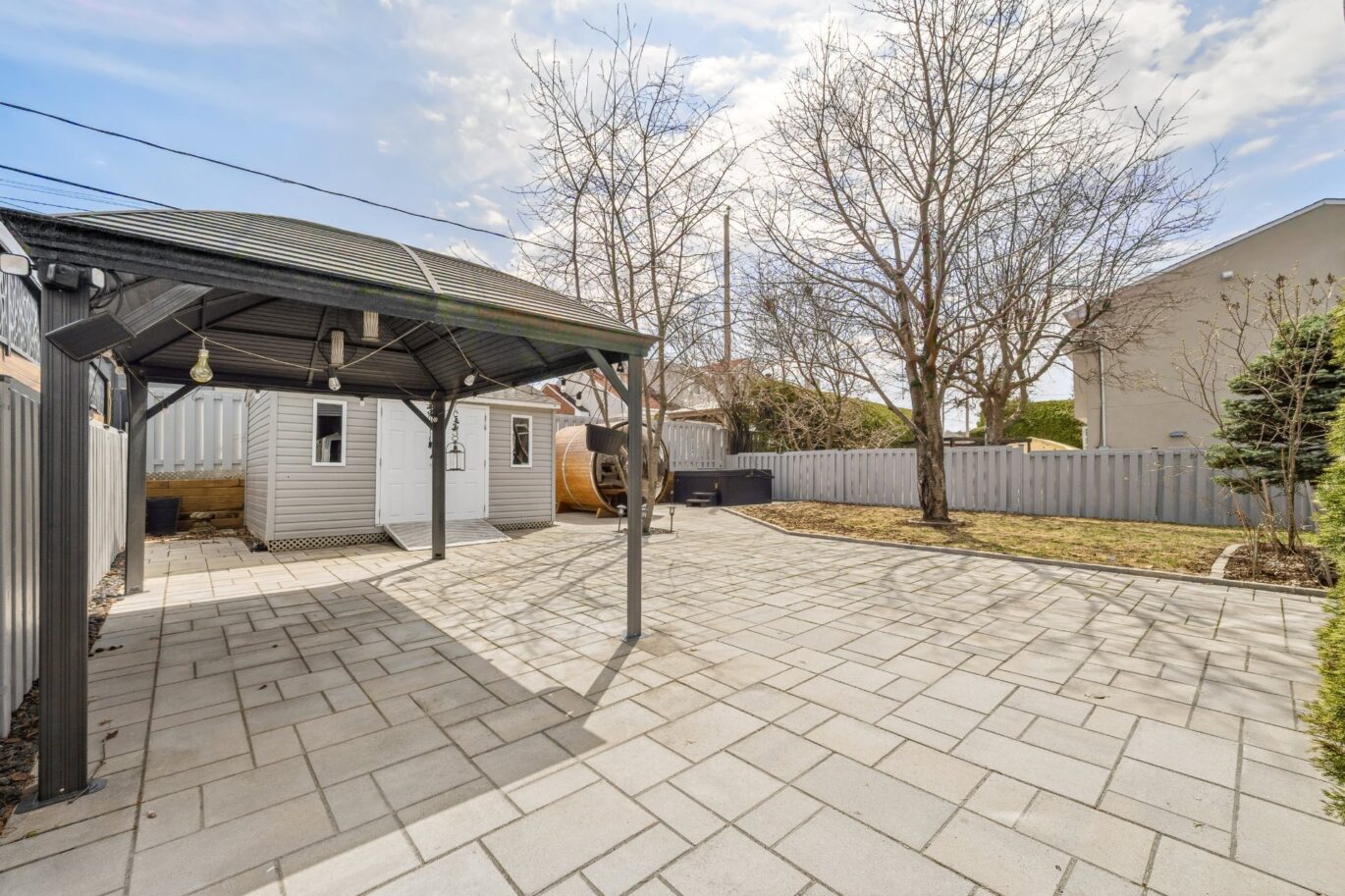 2645 Rue des Pintades  Laval (Sainte-Rose) (Laval)