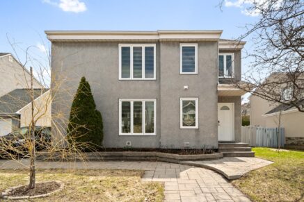 2645 Rue des Pintades  Laval (Sainte-Rose) (Laval)