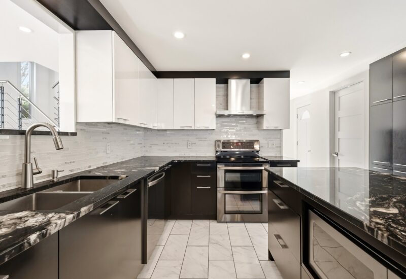 2645 Rue des Pintades  Laval (Sainte-Rose) (Laval)