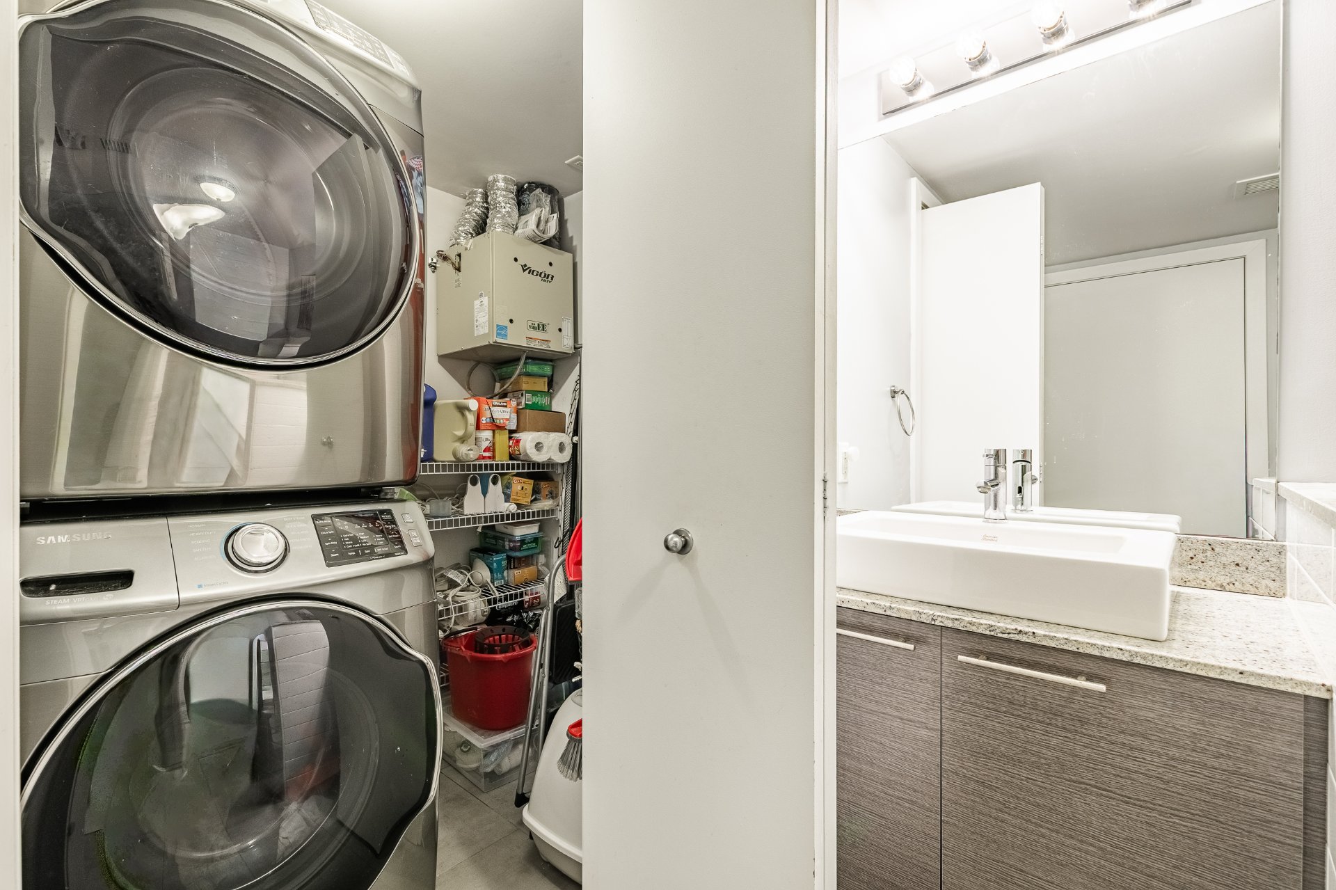 Montréal  - Appartement 7 Pi&egrave;ces, 1 Chambre - picture 17