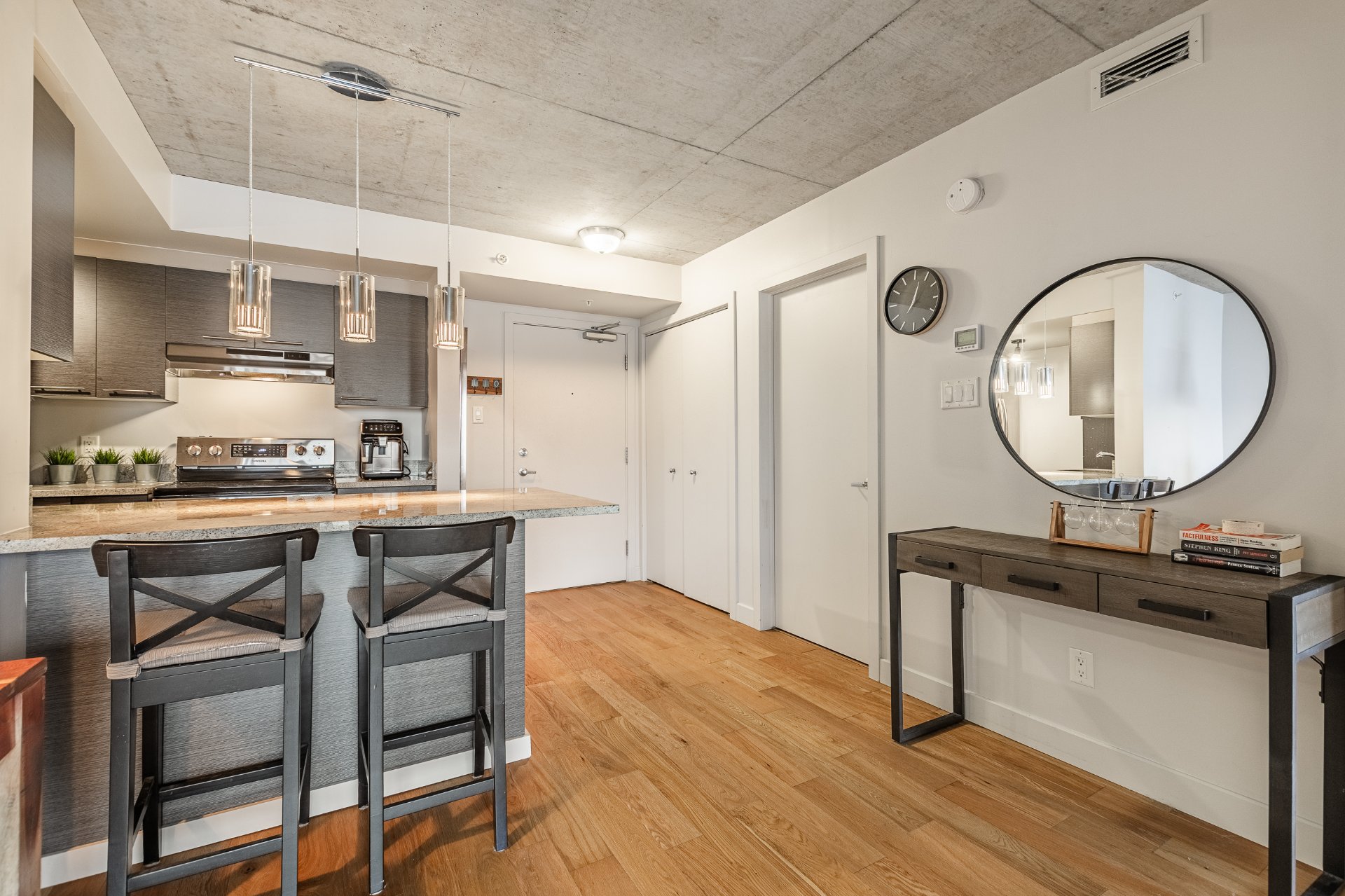 Montréal  - Appartement 7 Pi&egrave;ces, 1 Chambre - picture 12