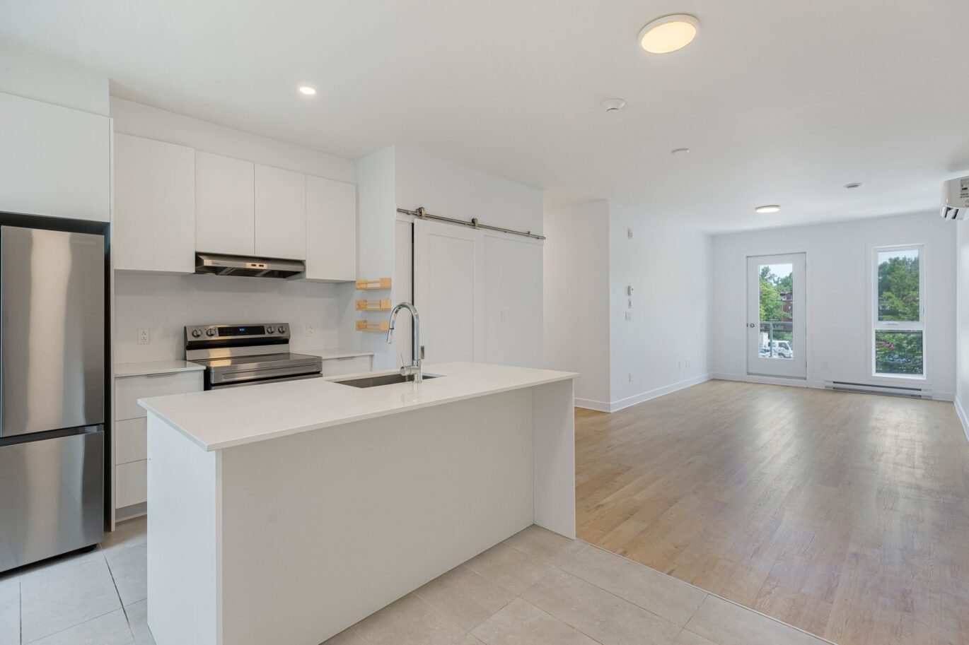 7237 Rue St-Hubert #203  Montréal (Villeray/Saint-Michel/Parc-Extension) (Montréal)