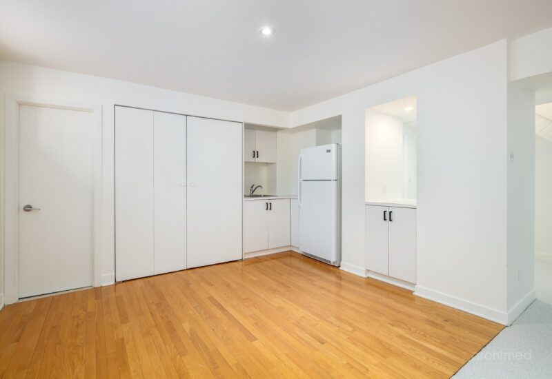 75 Av. Courcelette  Montréal (Outremont) (Montréal)