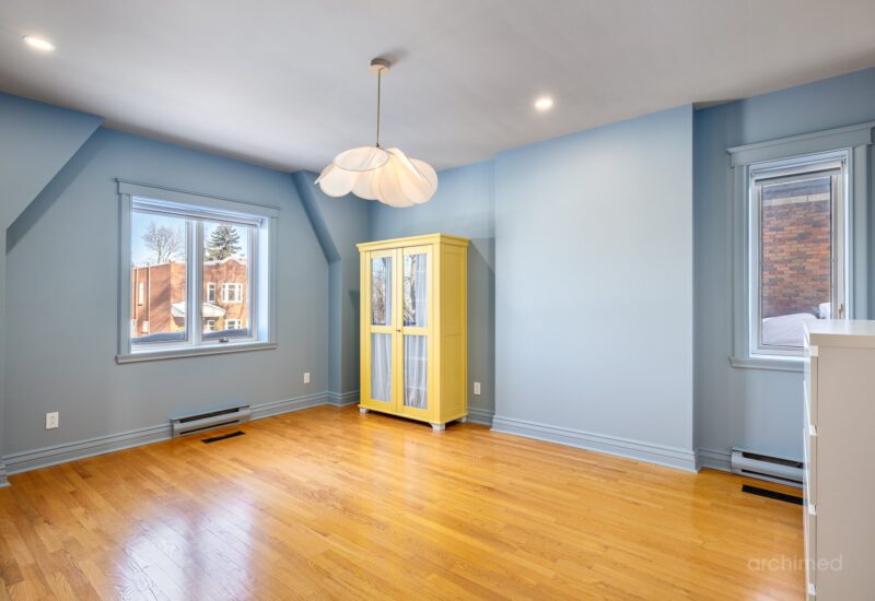 75 Av. Courcelette  Montréal (Outremont) (Montréal)