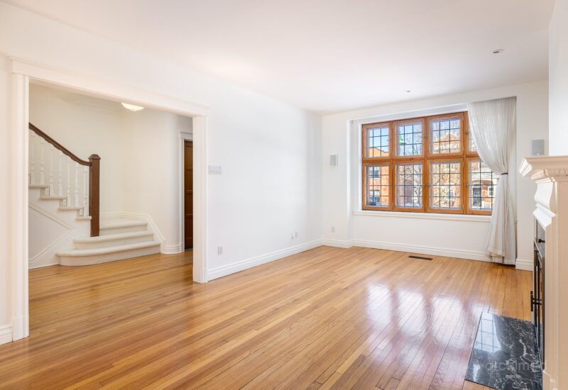 75 Av. Courcelette  Montréal (Outremont) (Montréal)
