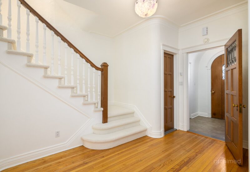 75 Av. Courcelette  Montréal (Outremont) (Montréal)