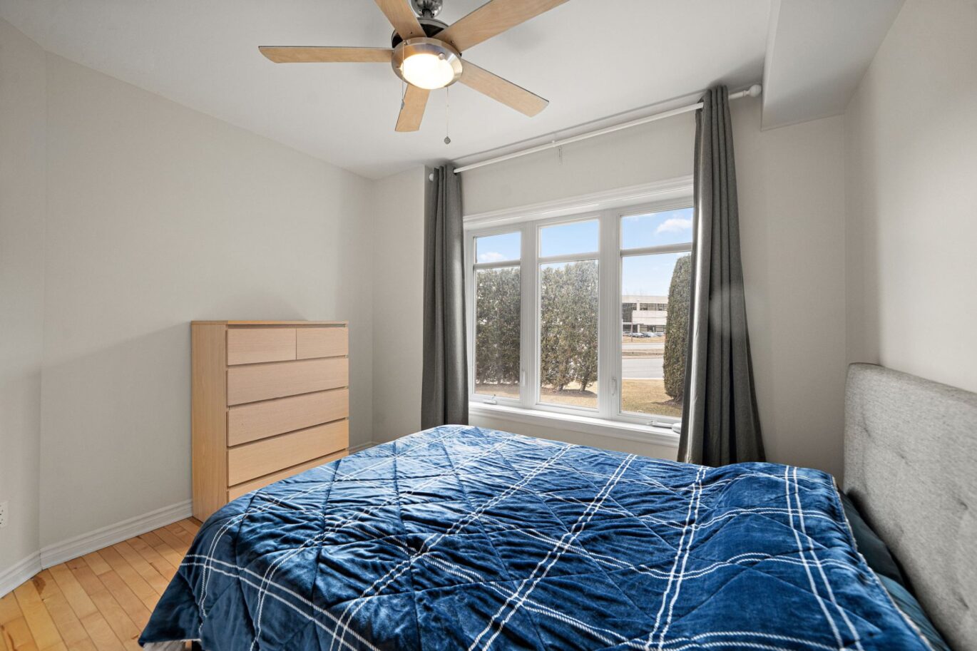 6800 Boul. Henri-Bourassa O. #104  Montréal (Saint-Laurent) (Montréal)