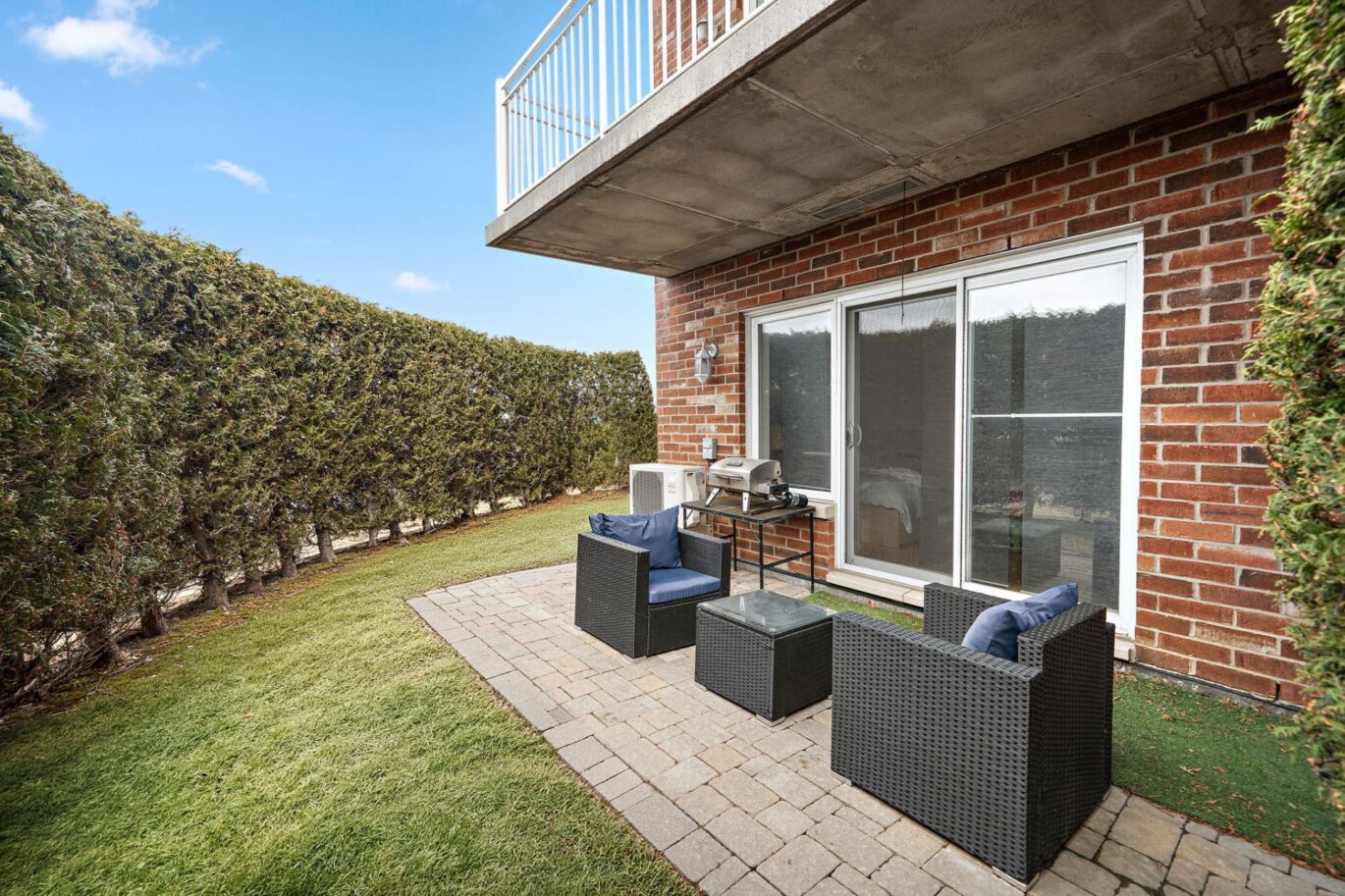 6800 Boul. Henri-Bourassa O. #104  Montréal (Saint-Laurent) (Montréal)