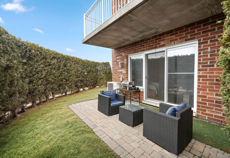 6800 Boul. Henri-Bourassa O. #104  Montréal (Saint-Laurent) (Montréal)