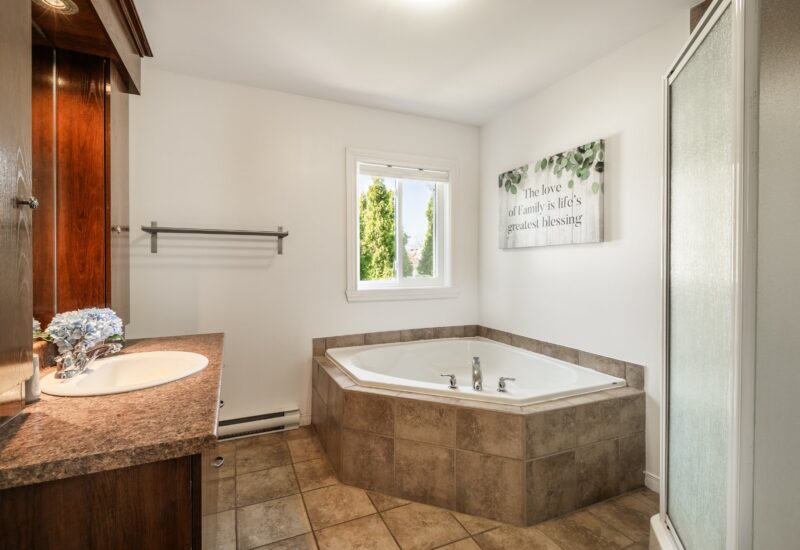 27 – 27 Rue Roméo-Pilon  Blainville (Laurentides)