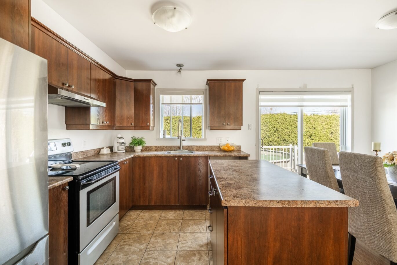 27 – 27 Rue Roméo-Pilon  Blainville (Laurentides)