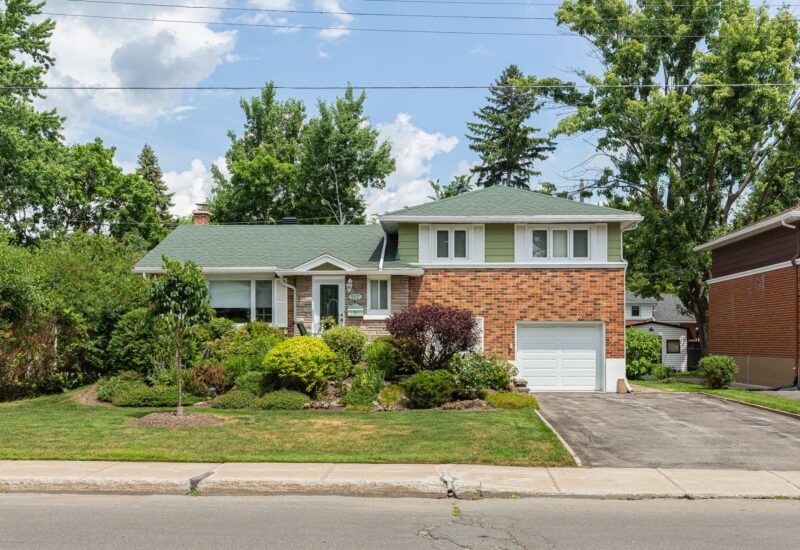 117 Av. Winthrop  Pointe-Claire (Montréal)
