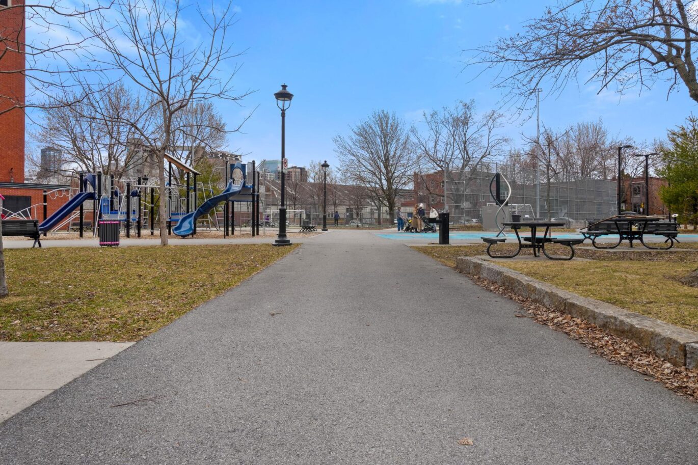 1551 Rue du Centre #102  Montréal (Le Sud-Ouest) (Montréal)