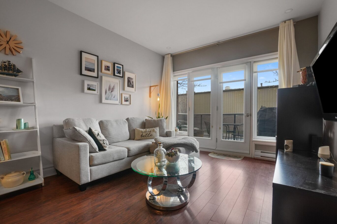 1551 Rue du Centre #102  Montréal (Le Sud-Ouest) (Montréal)