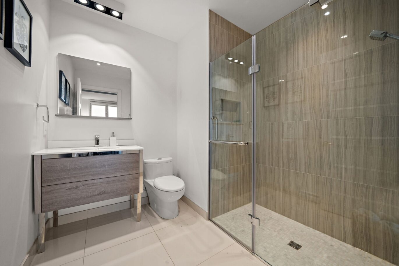 775 Av. Plymouth #709  Mont-Royal (Montréal)