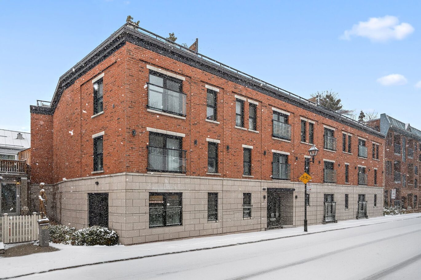 455 Rue St-Louis #213  Montréal (Ville-Marie) (Montréal)