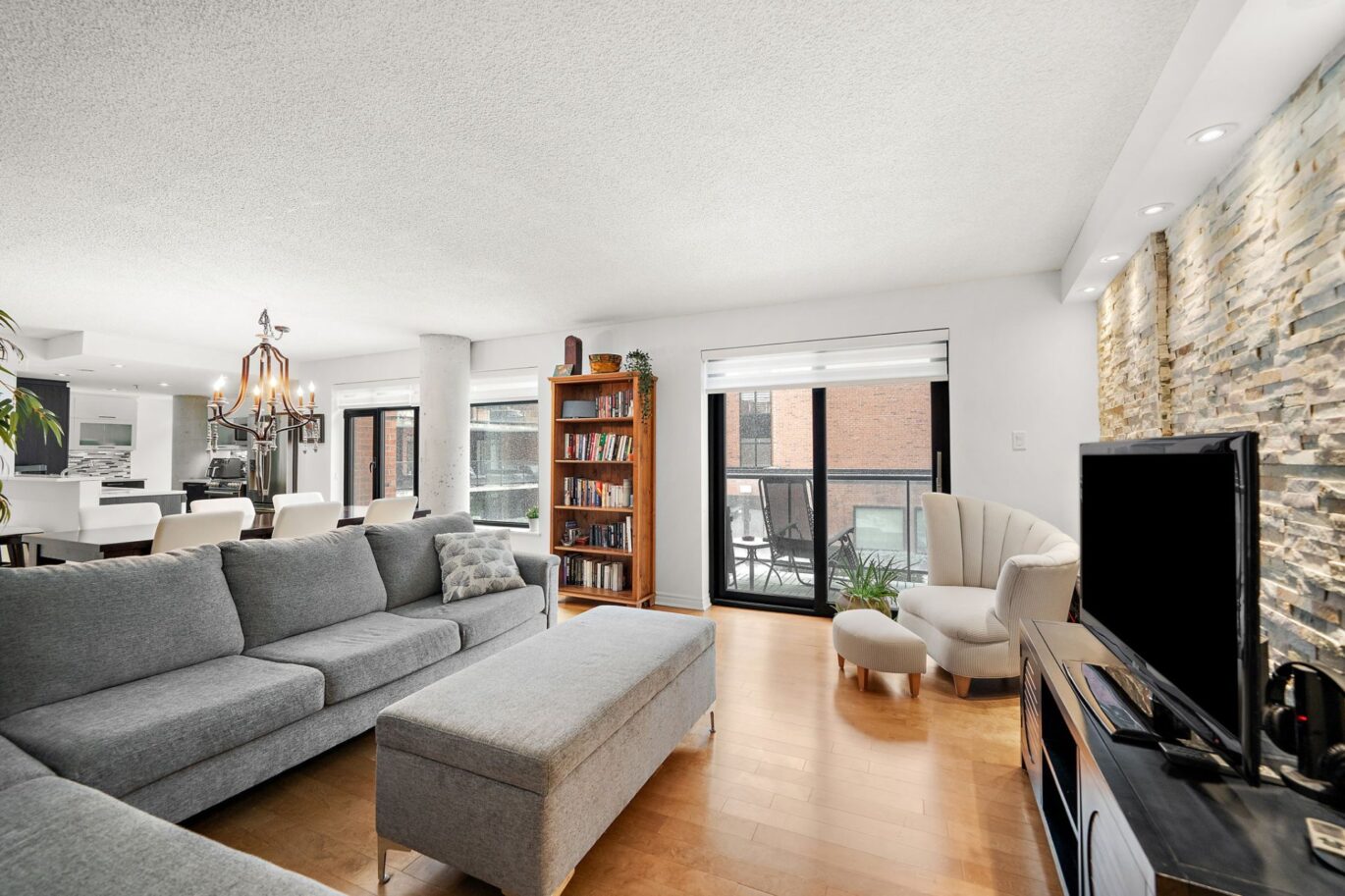 455 Rue St-Louis #213  Montréal (Ville-Marie) (Montréal)