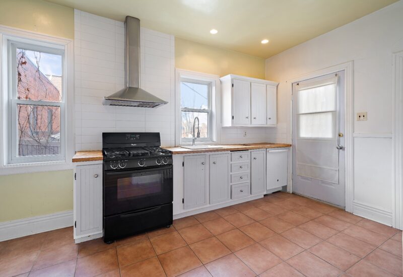 4421 Av. Beaconsfield  Montréal (Côte-des-Neiges/Notre-Dame-de-Grâce) (Montréal)