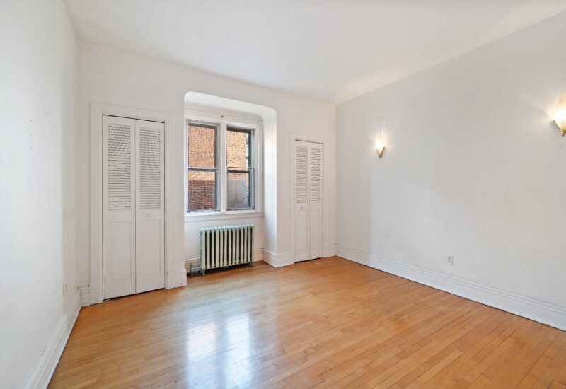 4421 Av. Beaconsfield  Montréal (Côte-des-Neiges/Notre-Dame-de-Grâce) (Montréal)