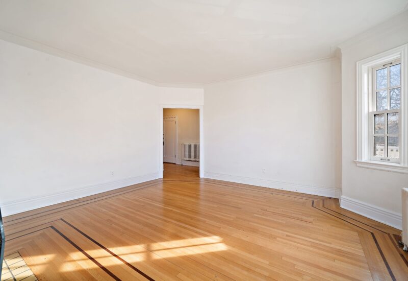 4421 Av. Beaconsfield  Montréal (Côte-des-Neiges/Notre-Dame-de-Grâce) (Montréal)