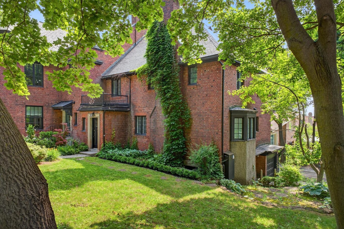 3182 Boul. The Boulevard  Westmount (Montréal)