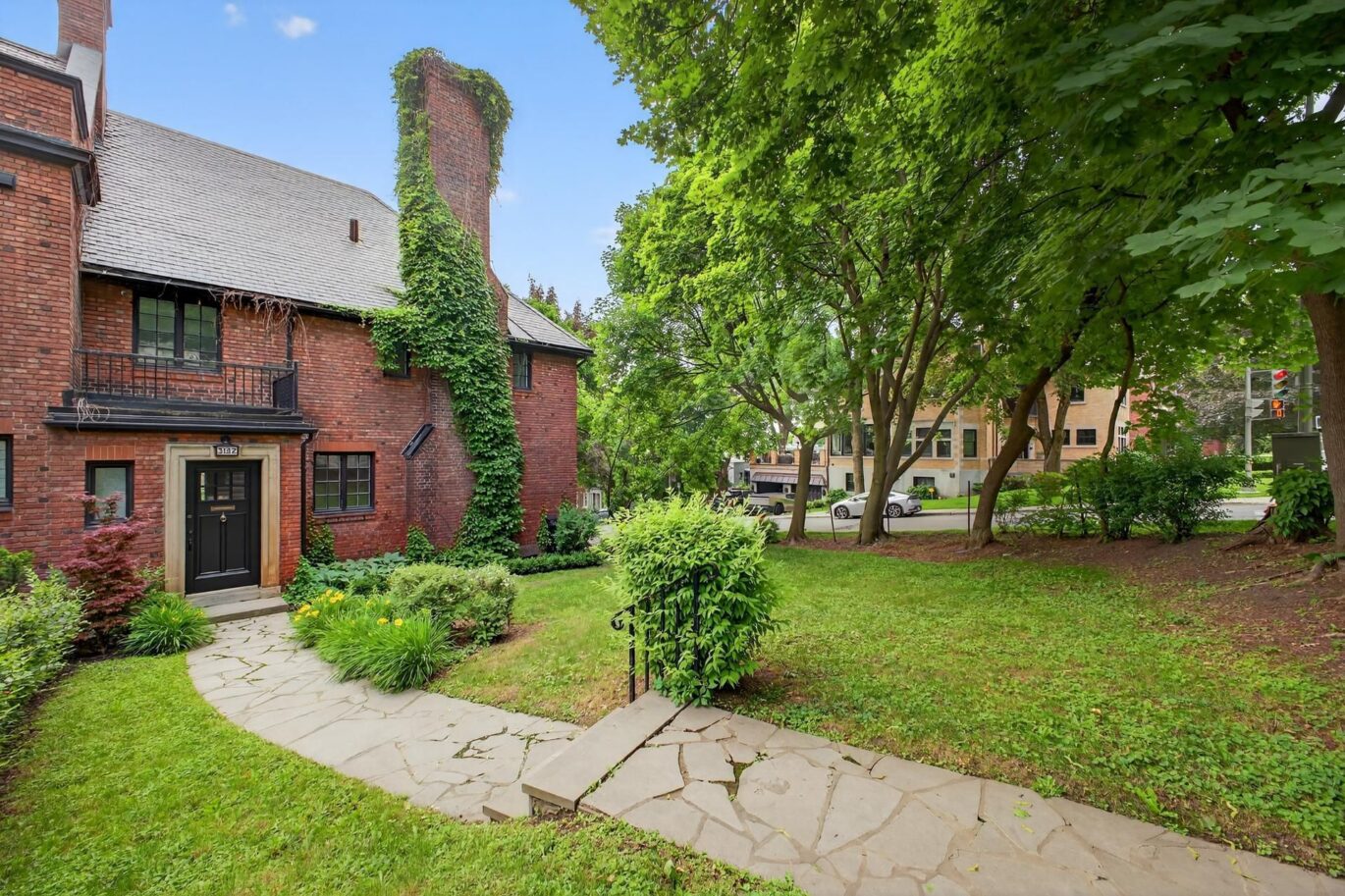 3182 Boul. The Boulevard  Westmount (Montréal)