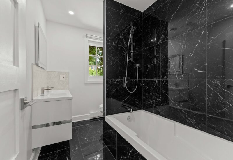 3182 Boul. The Boulevard  Westmount (Montréal)